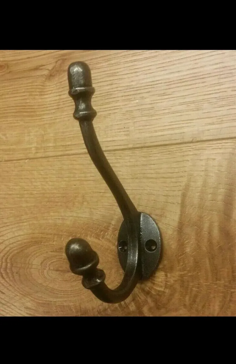 6 x  NEW Cast Iron Coat Hooks Double Acorn