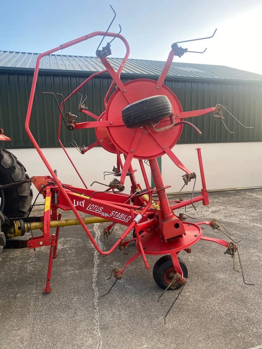 Lely 520 Tedder - Image 1