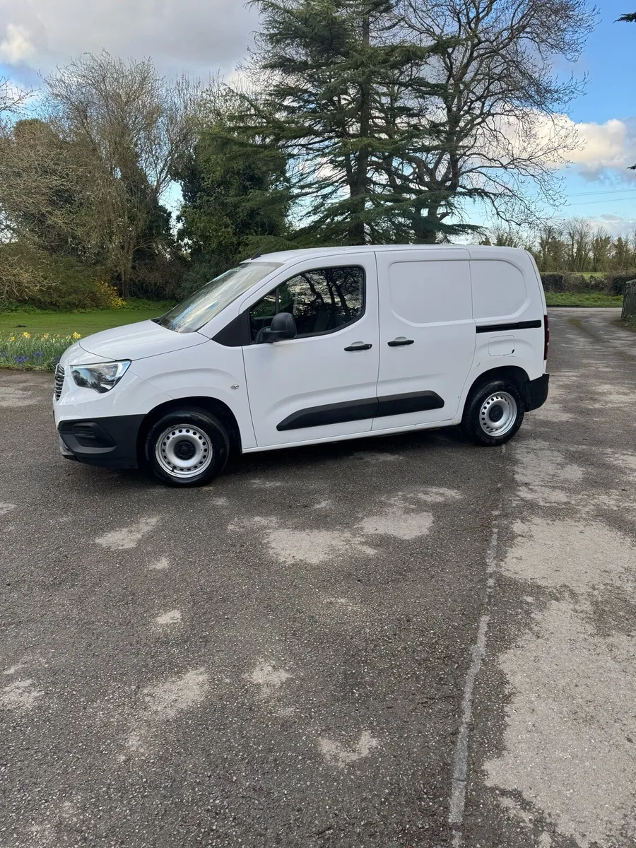 Test 04/27 Mint condition low mileage - Image 2