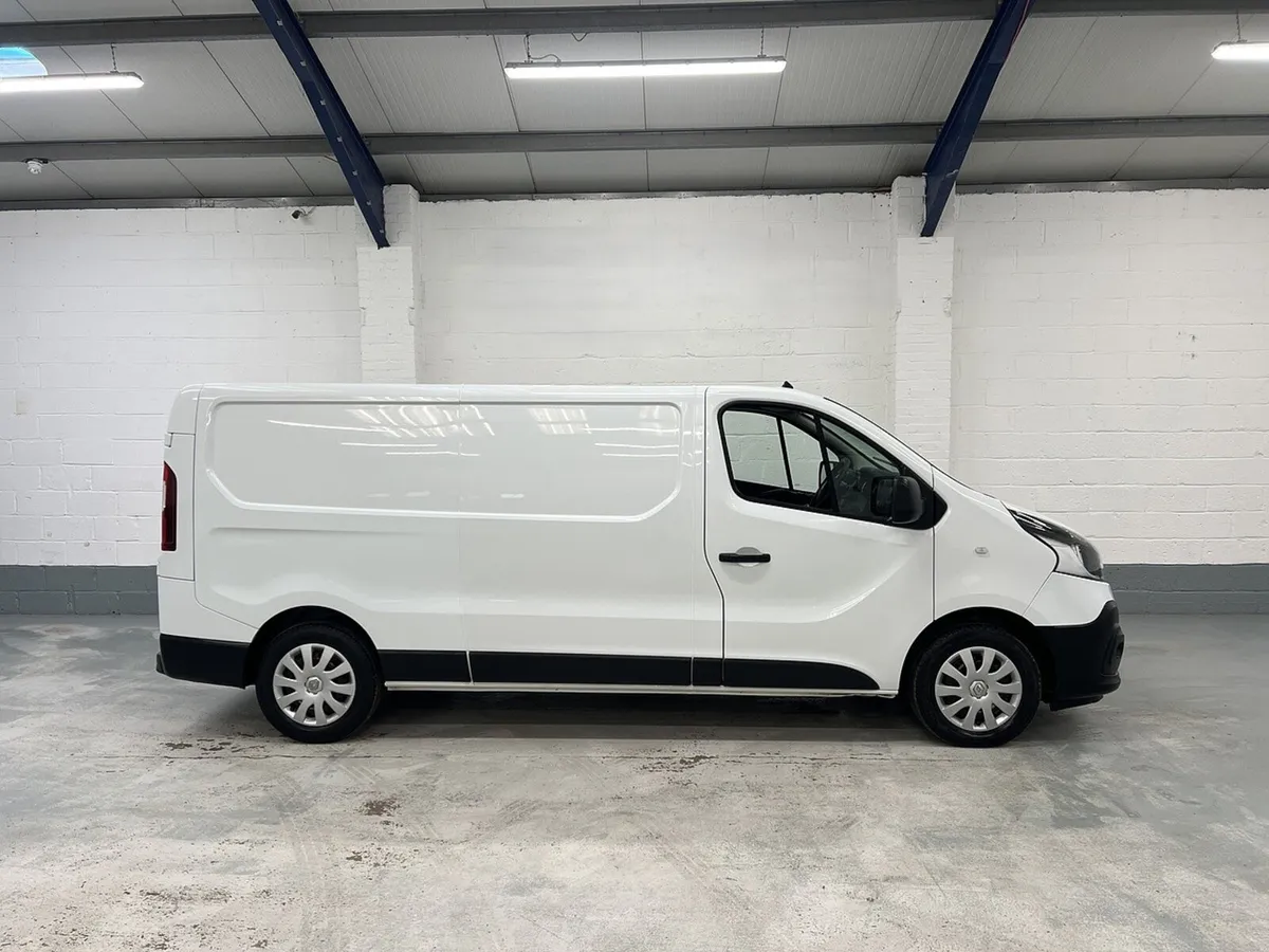 2021 Renault Trafic Panel Van - Image 4