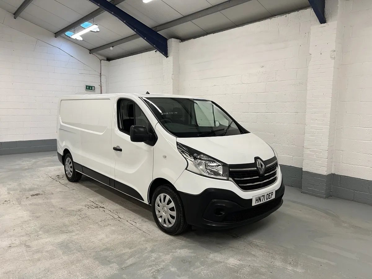 2021 Renault Trafic Panel Van - Image 1