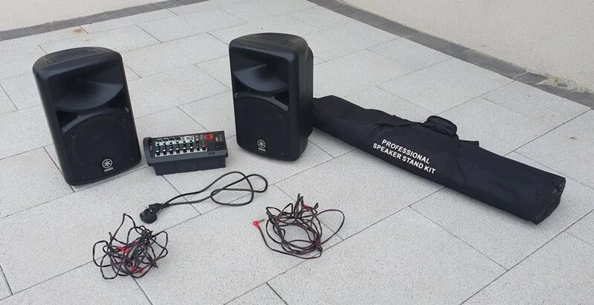 Yamaha Stagepas 400BT PA system - Image 1