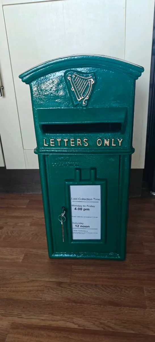 Traditional Irish post box - Image 2