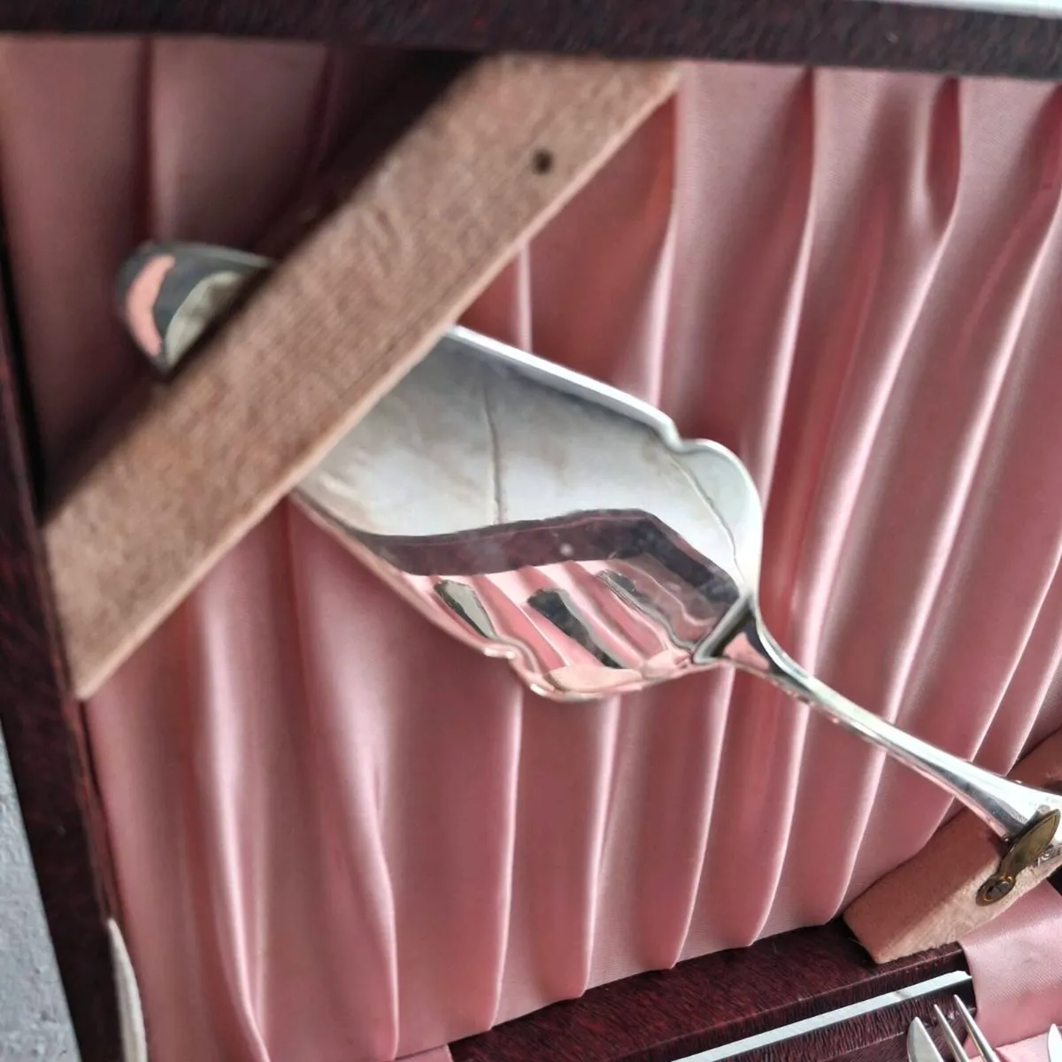 Vintage Silverplate Cake Fork Set - Image 4