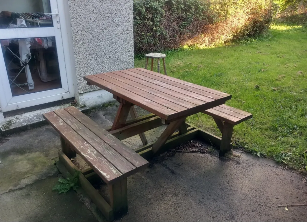 Garden bench - Image 1