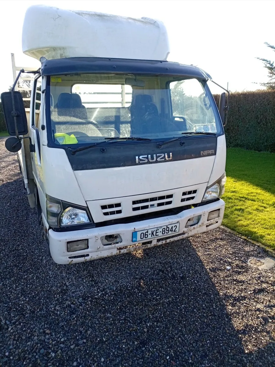 Isuzu NPR 2006 - Image 1
