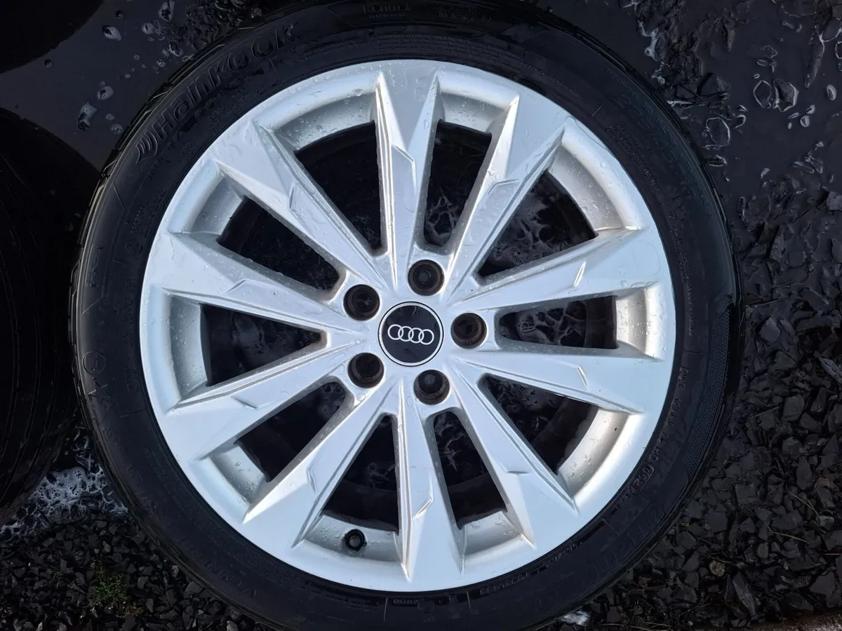 18" Audi,  Vw,  Seat,  Skoda Alloys with tyres - Image 3