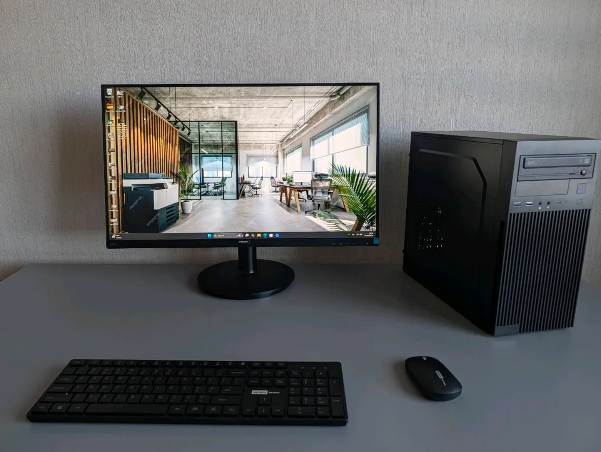 AMD Ryzen Creative Workstation – Modern Retro PC - Image 3