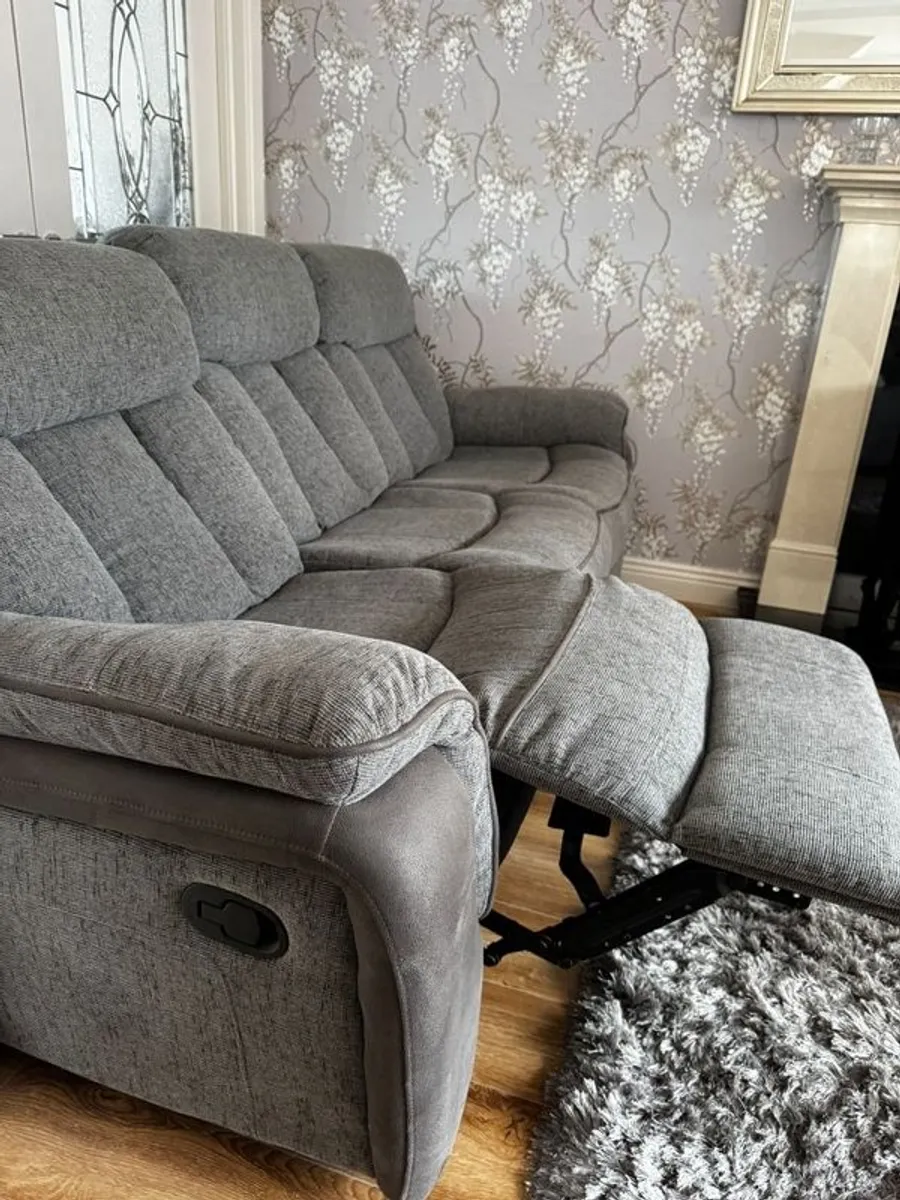 Modern Grey Three-Seater Sofa - Super Comfortable, Like New - Image 4
