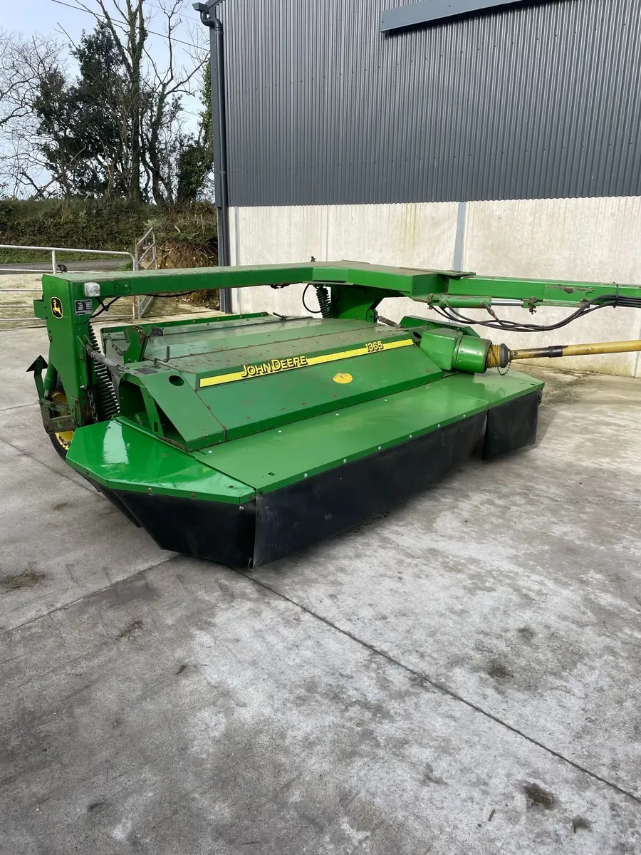 John Deere 1365 mower - Image 1