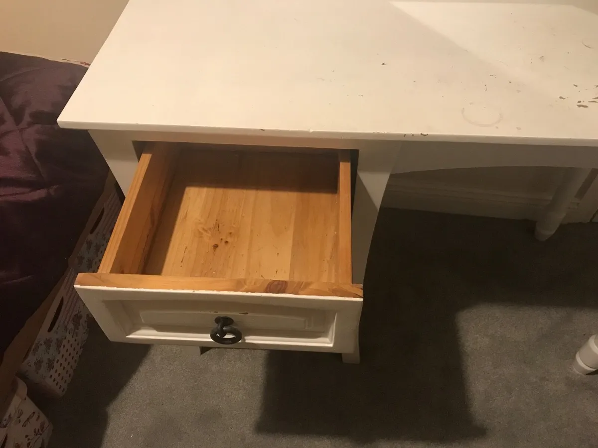 Dressing table - Image 2