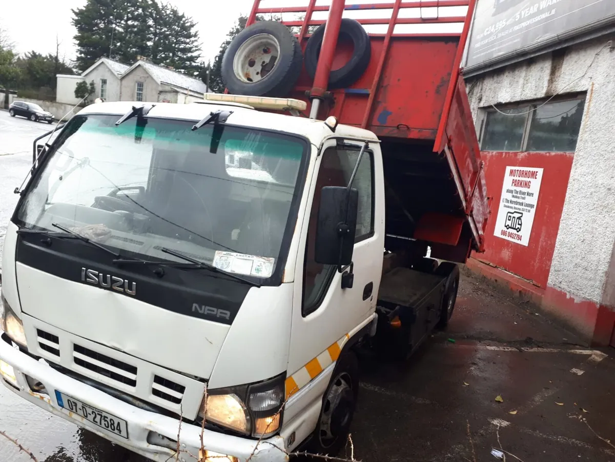 Isuzu npr tipper 3.0 2007 - Image 4