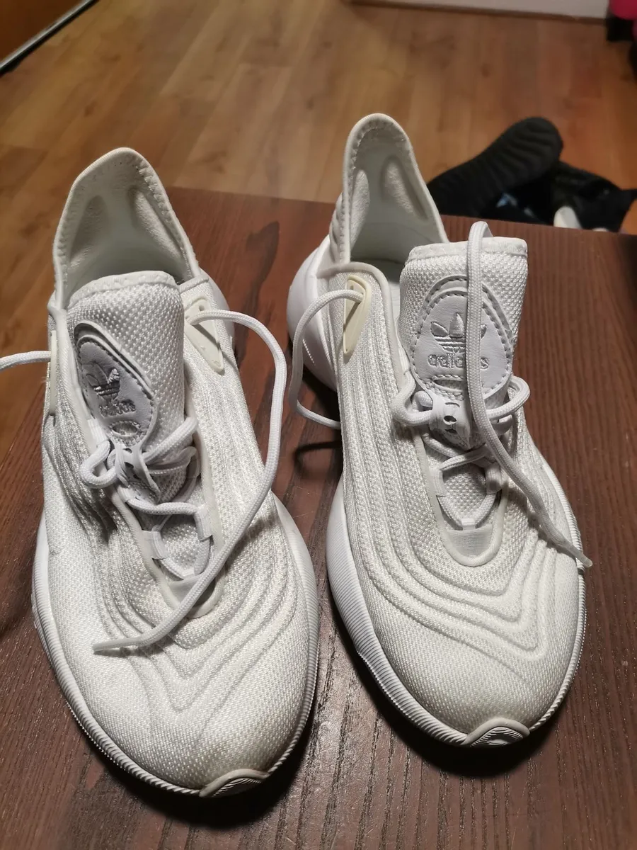 adidas runners - Image 2