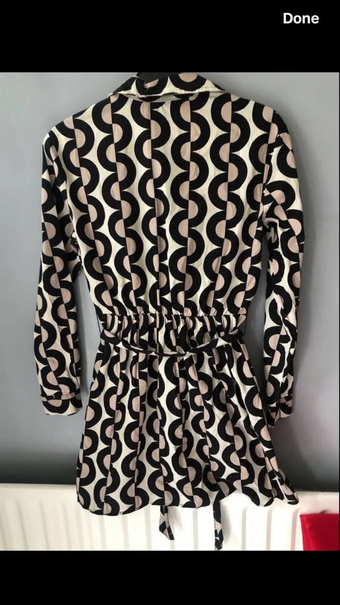 Ladies stunning dress size S €5 - Image 2