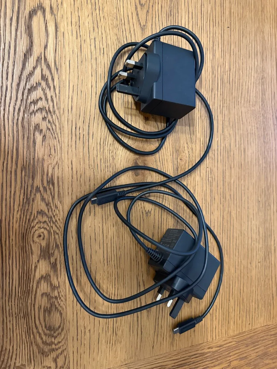 Nintendo Switches - Image 4