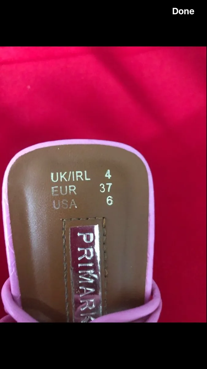 Ladies stunning - Image 4