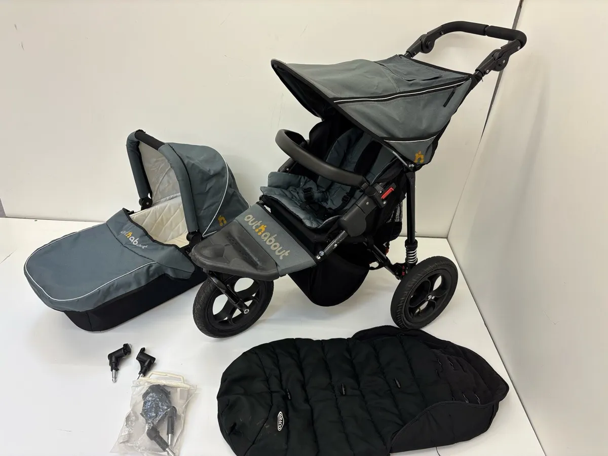 Out 'n' about Nipper V4 travel system - Image 1