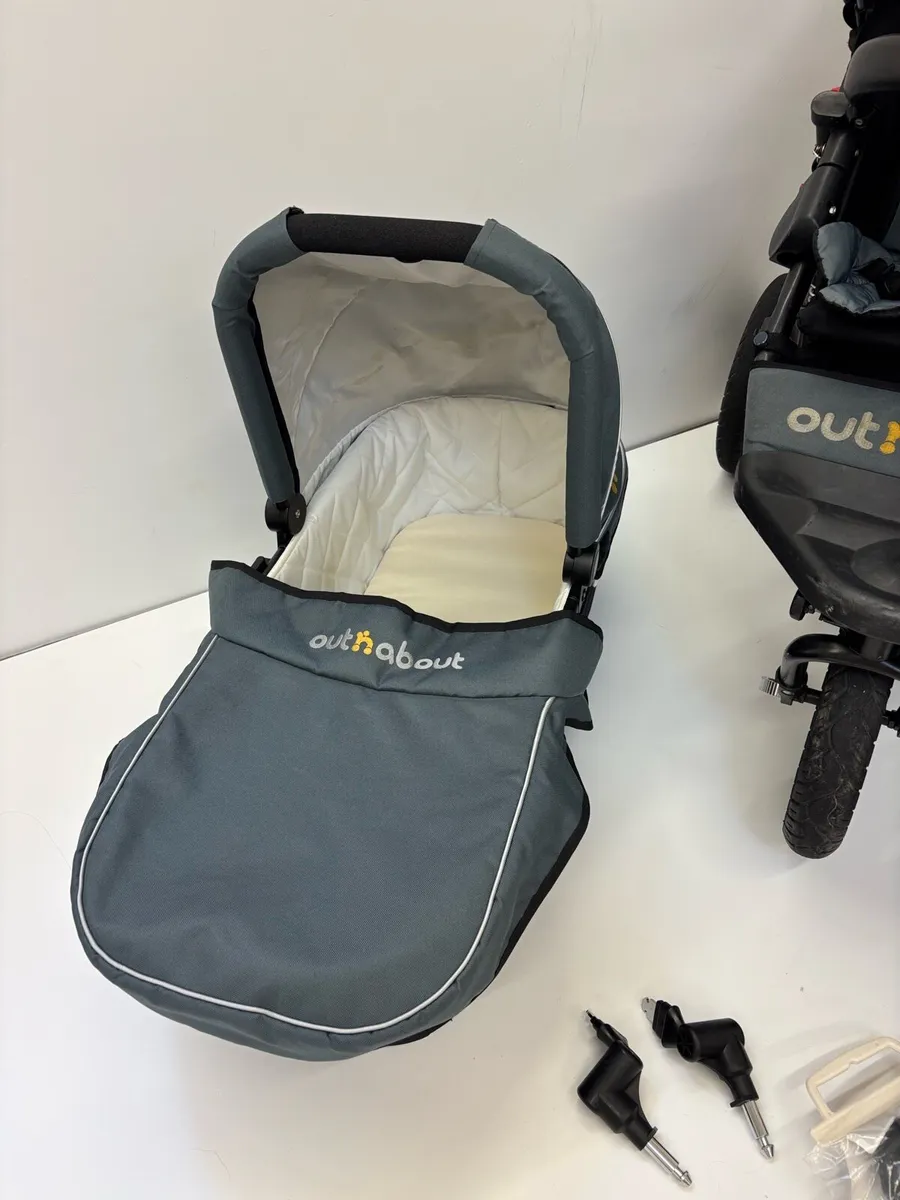 Out 'n' about Nipper V4 travel system - Image 4