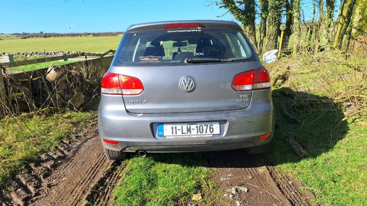 VW Golf 2011- Repairable - Image 2