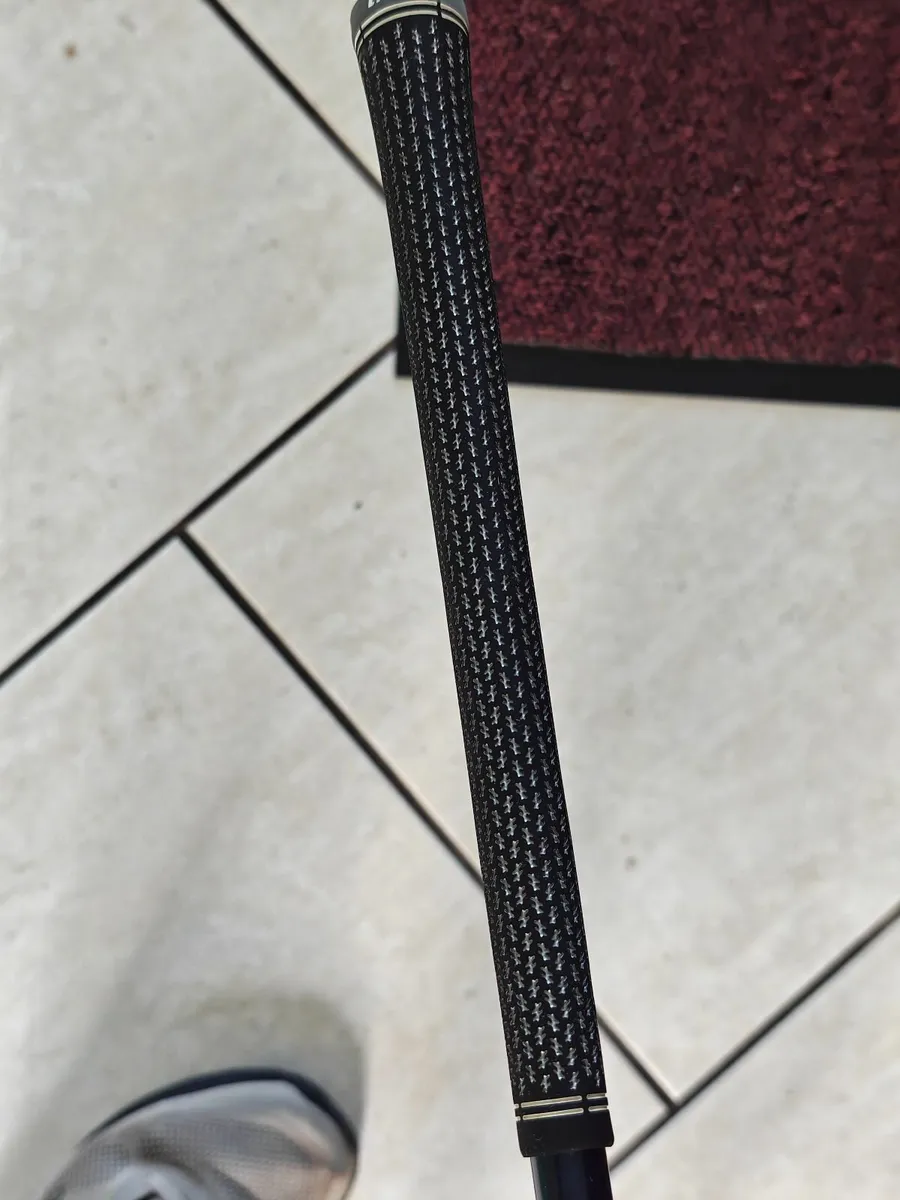 Left hand Taylor Made Sim2Max Driver - Image 4