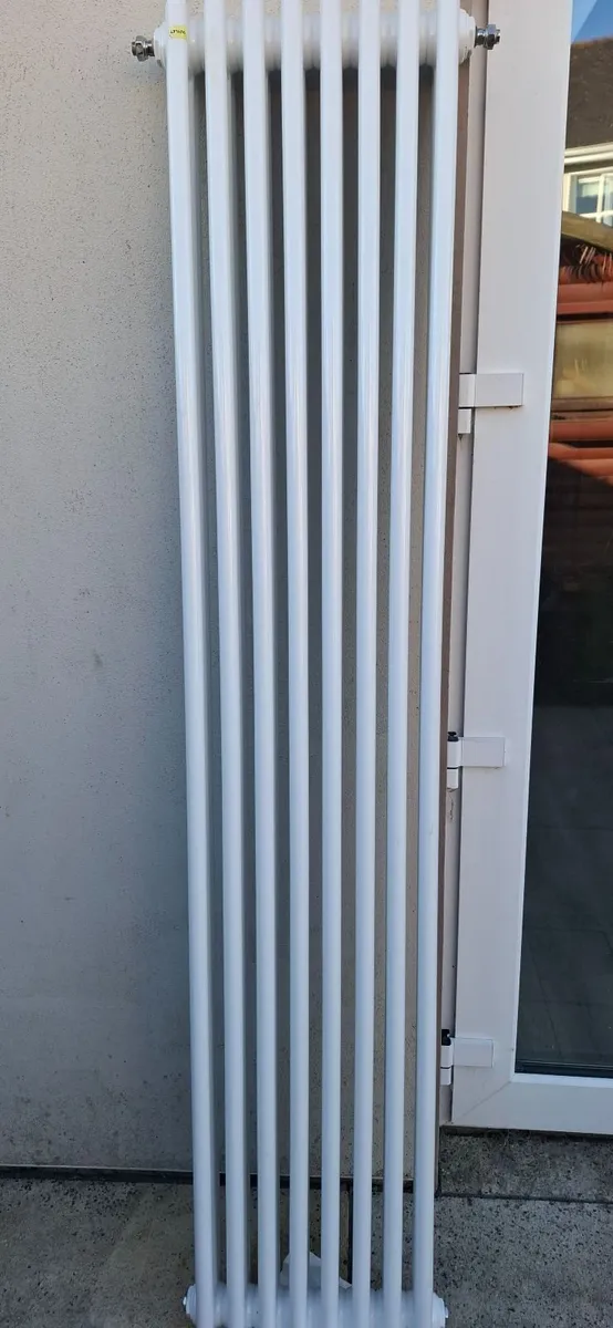 Vertical Radiator - Image 2