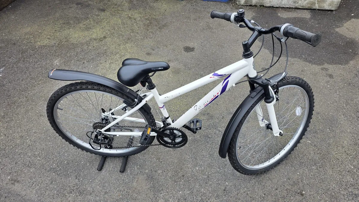 🚲 Apollo Elyse 24" Bike - Image 1