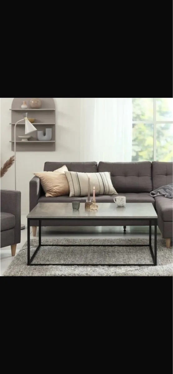 Modern Coffee table - Image 2