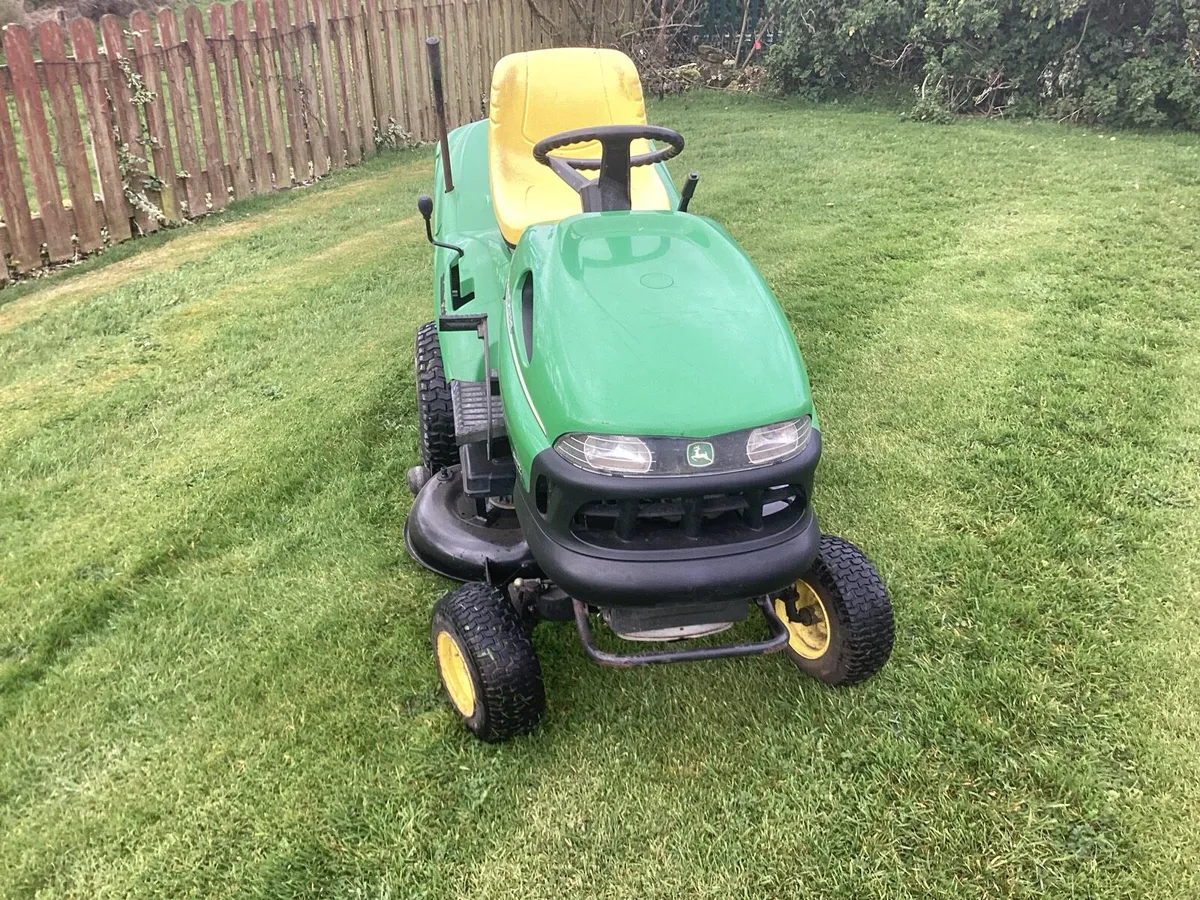 John Deere lawn mower - Image 4