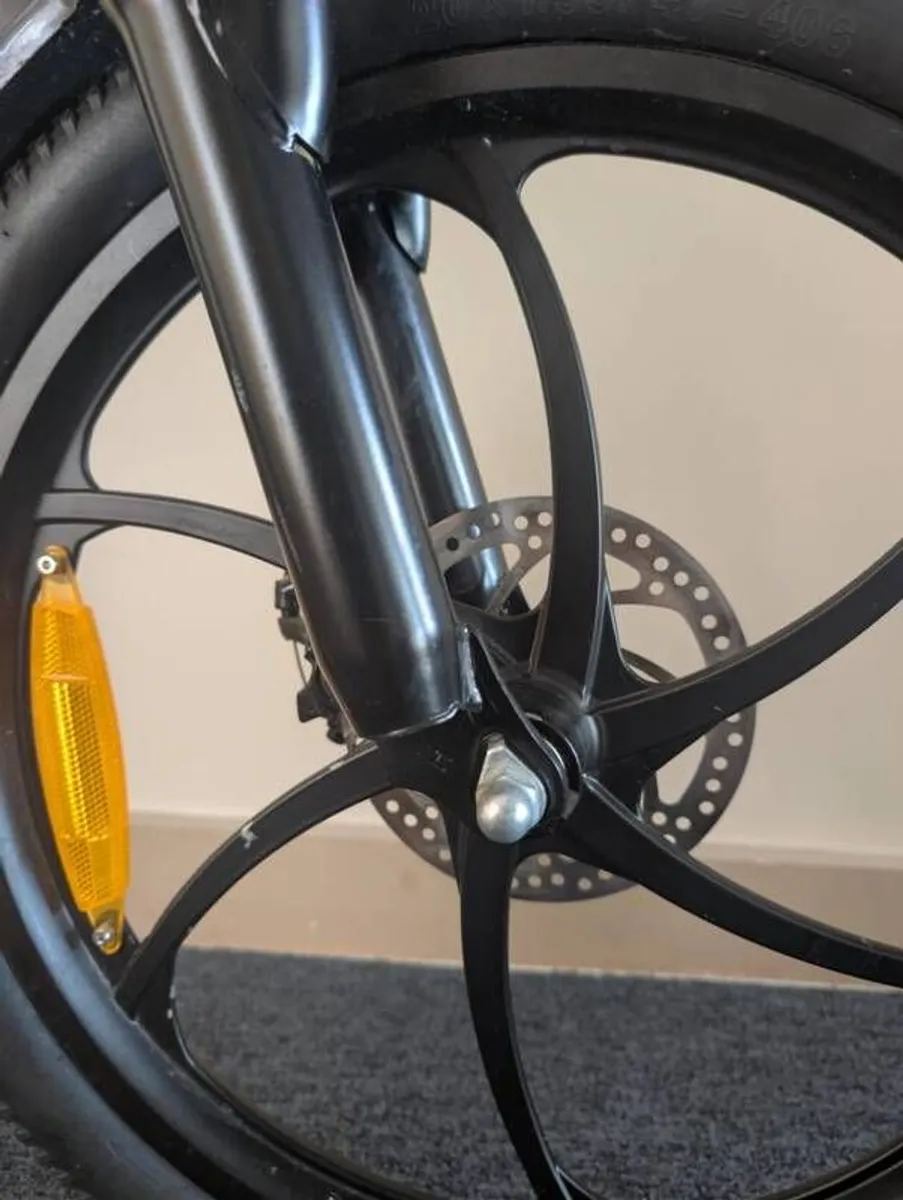 ADO Electric Bike/Moped - Image 4