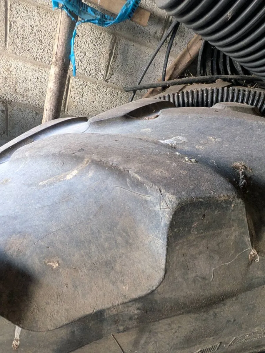 Tractor tyres - Image 1