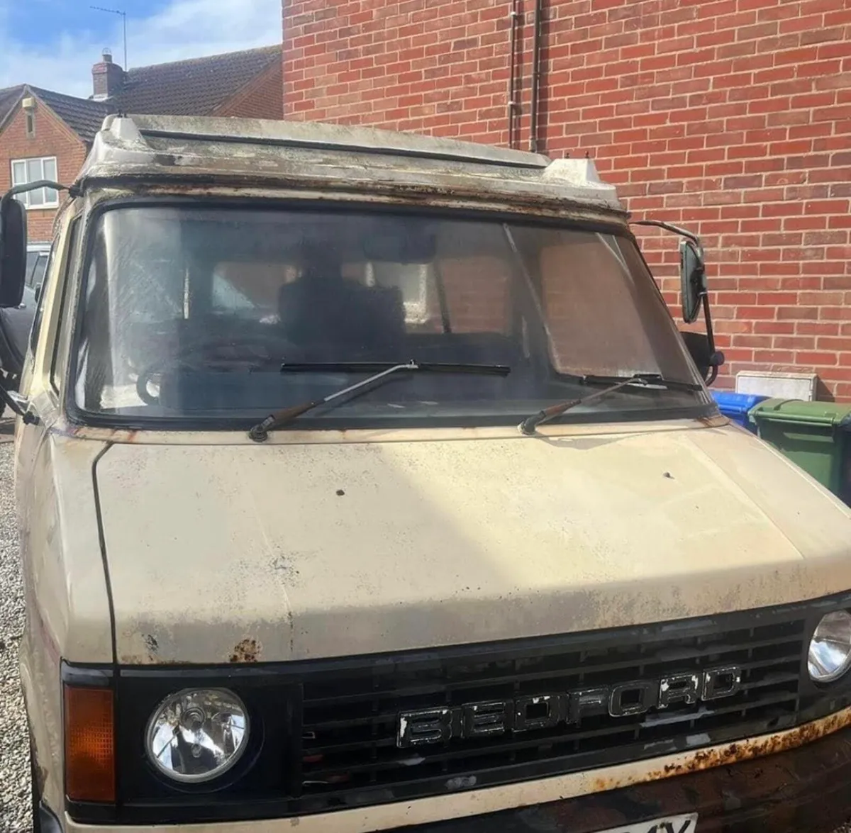 Bedford camper 83 - Image 1