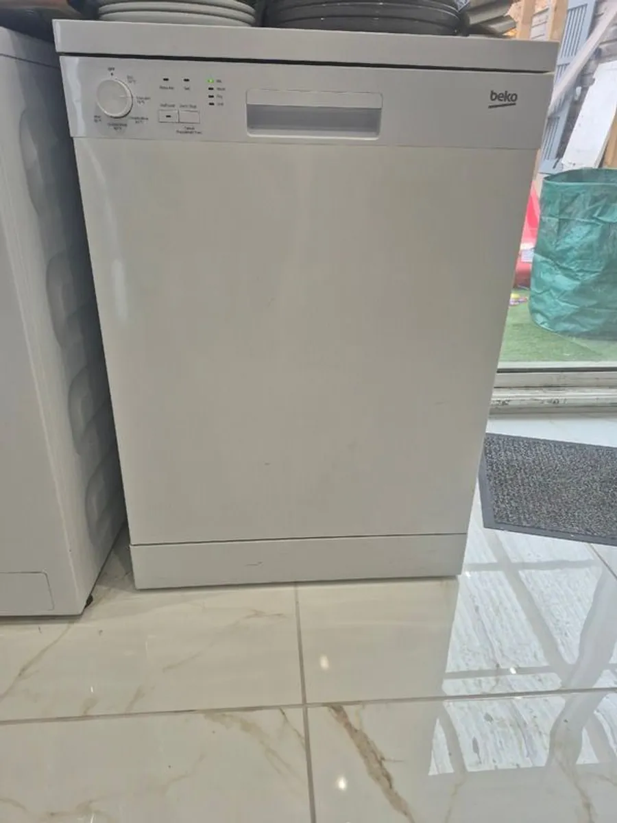 Kitchen Appliances - Image 1