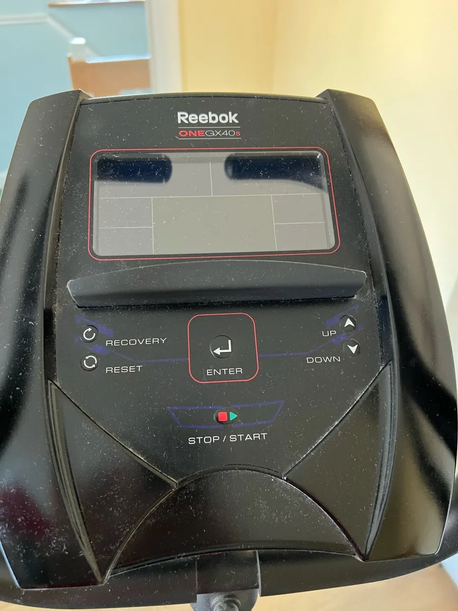 Reebok One GX40s elliptical trainer - Image 2