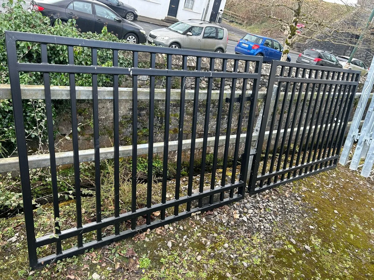 Gates - Image 4