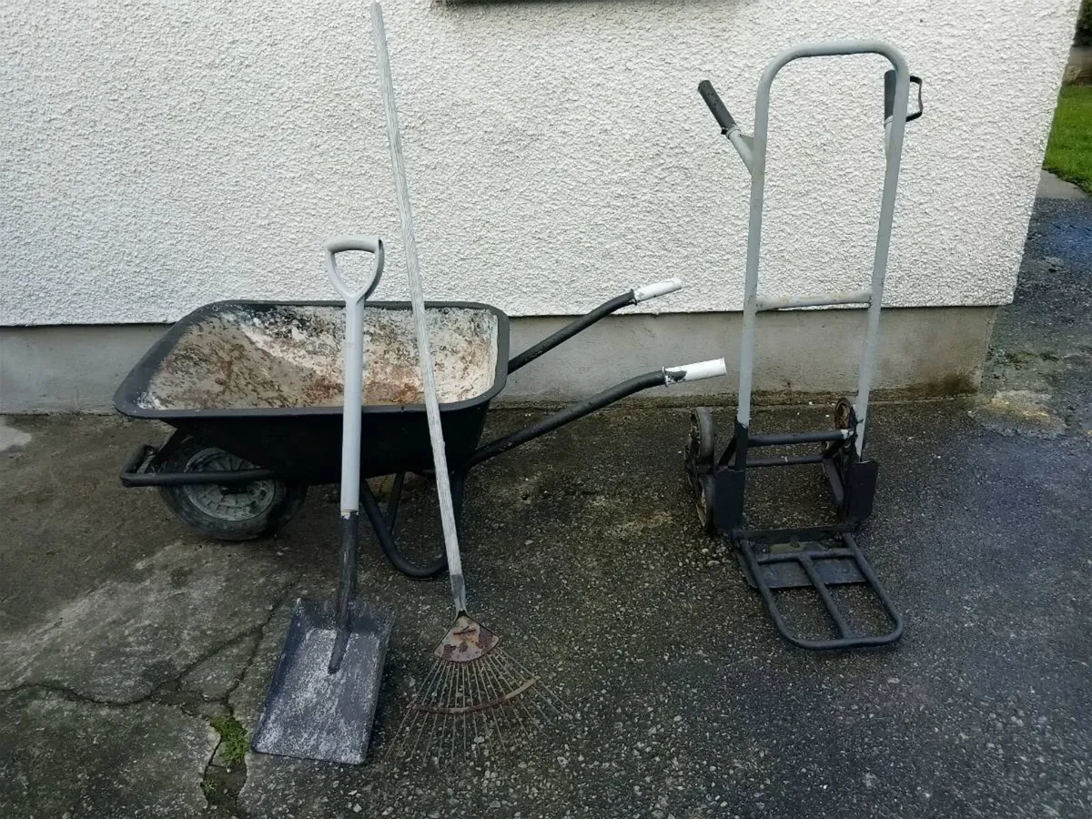 Garden stuff - Image 1