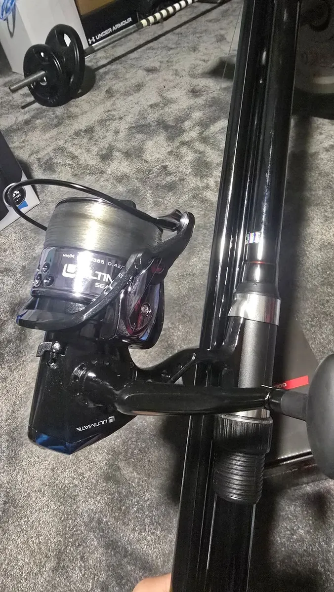 2 x Brand New - 7000 Fishing Reels - Image 3