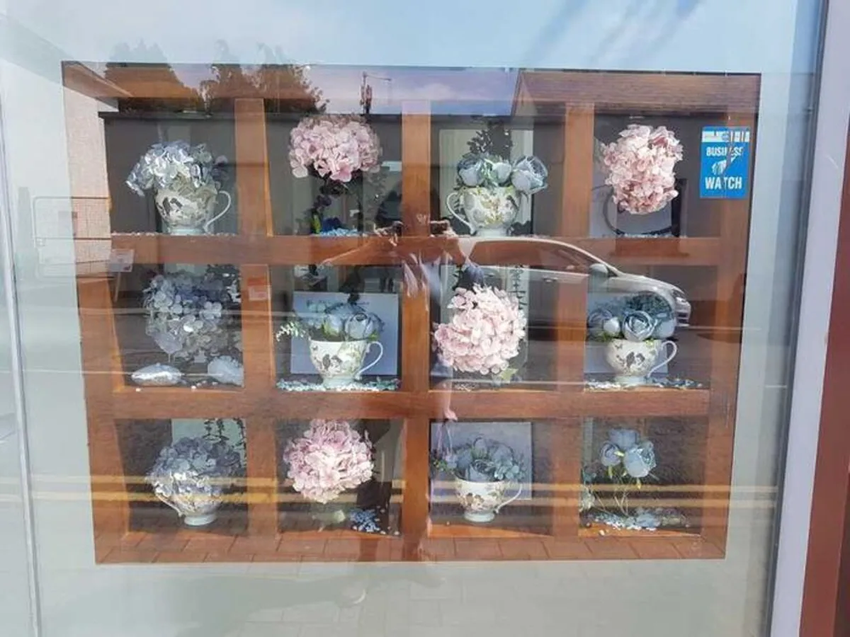 Window display boxes - Solid Walnut - Image 3