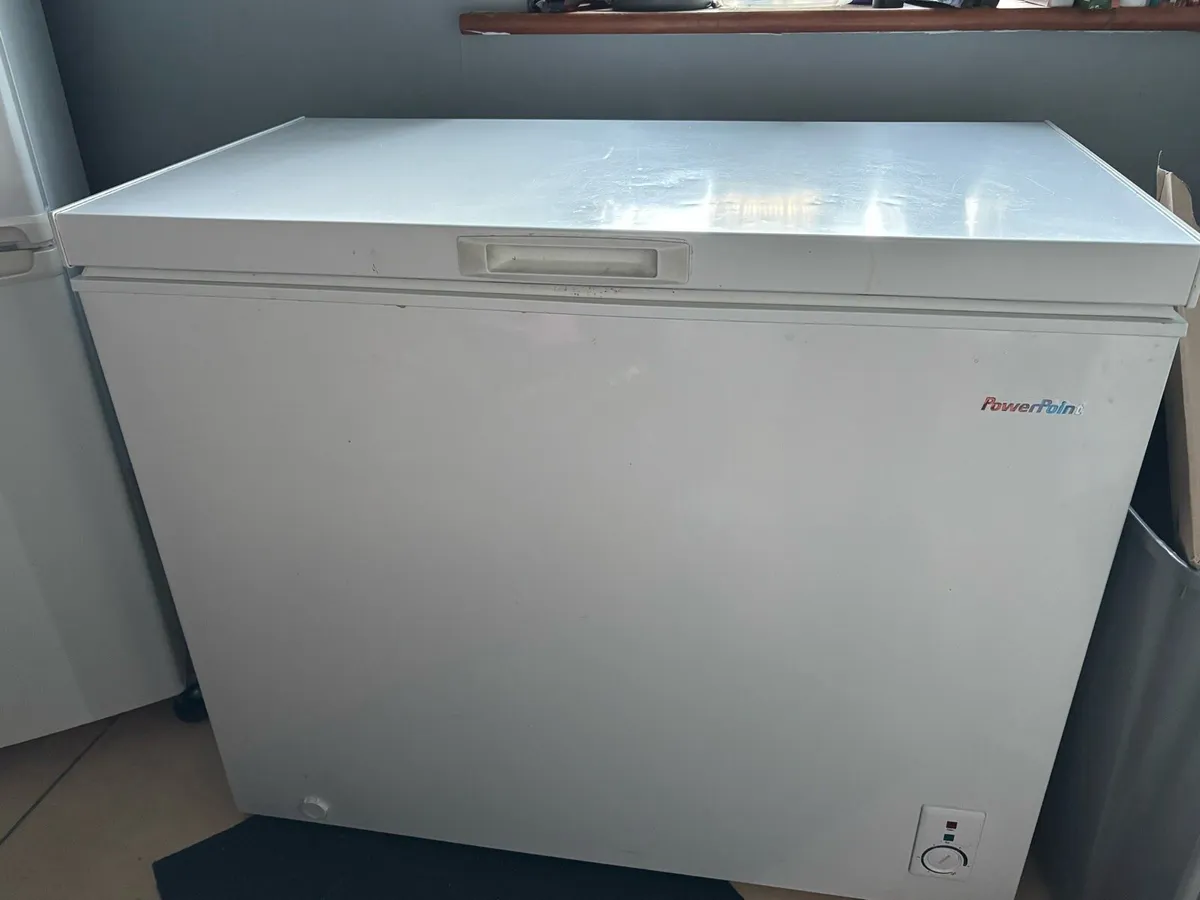 Chest Freezer - Image 4