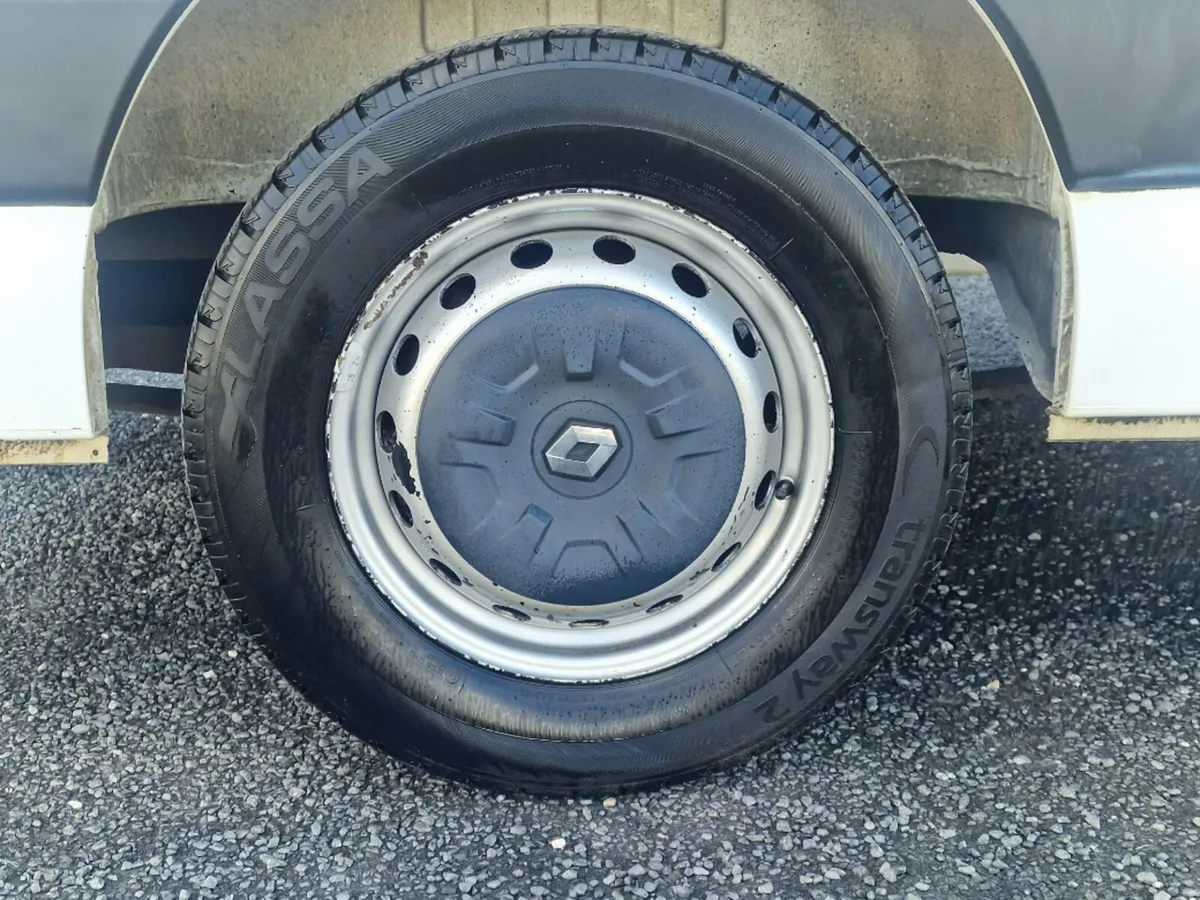 Renault Master FWD MM35 DCI 135 Business MY19 - Image 4