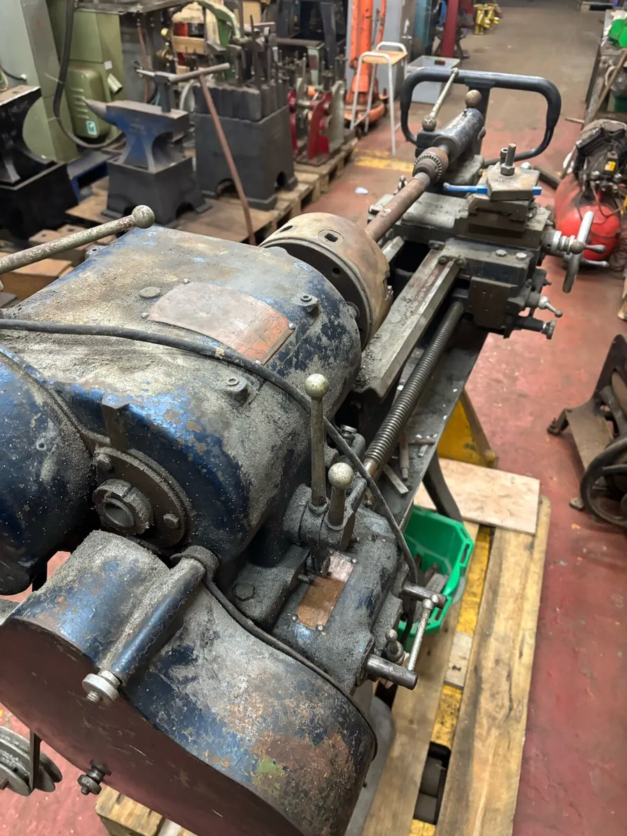 Denham British lathe 240v single phase & tooling - Image 4