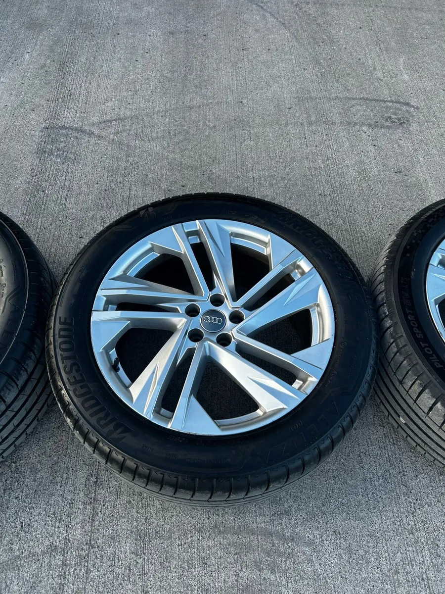 GENUINE 2020 AUDIO Q7 ALLOYS 20” - Image 4