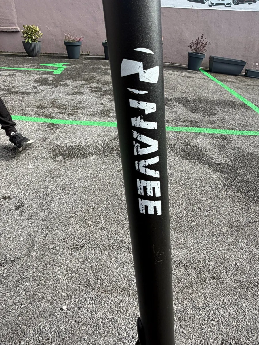 Electric scooter - Image 3