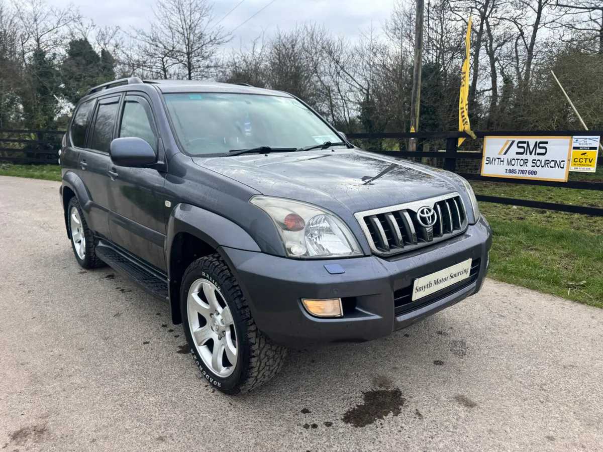 08 Toyota Land Cruiser LC5 on Air 165k****** - Image 2