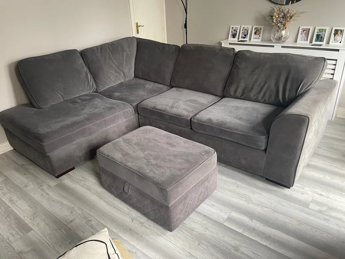 DFS Corner Couch and Storage foot rest - Image 2