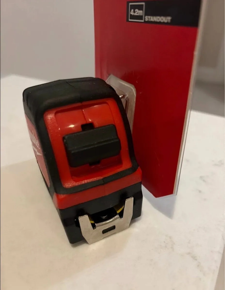 Milwaukee Measuring Tapes - Image 2