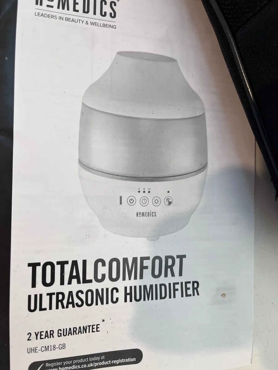 Humidifier and esential oil diffuser - Image 1