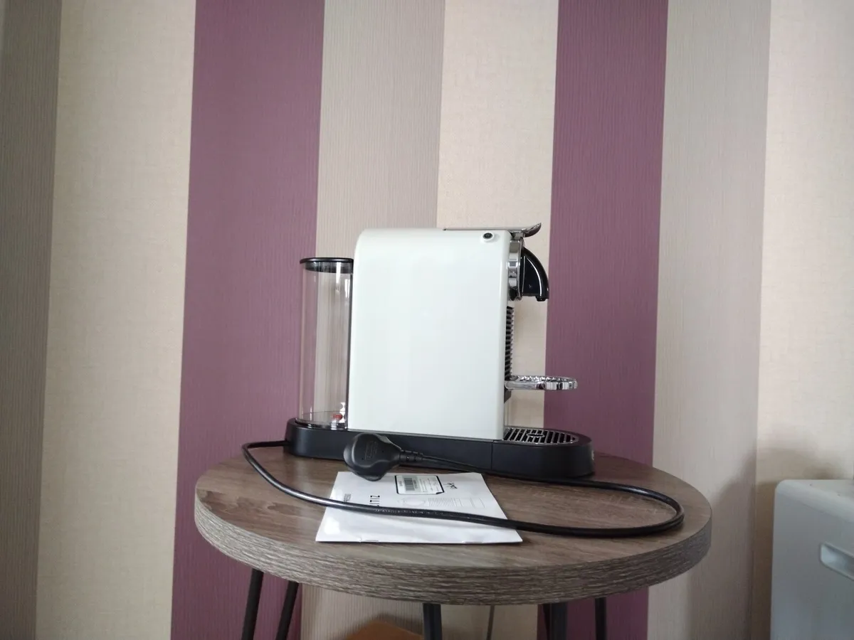 Nespresso CitiZ Coffee Machine White €130 - Image 2