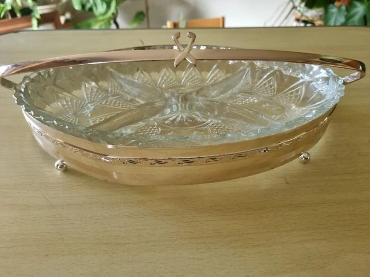 Vintage appetizer serving basket - Image 2