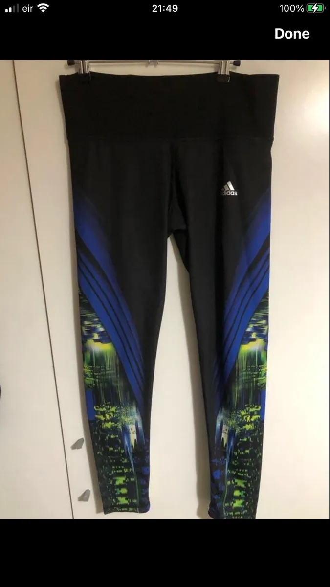 Ladies adidas leggings size 12/14 €15 - Image 4