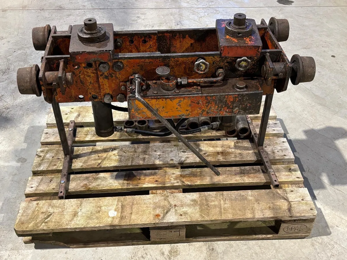 Machinery and tools - Image 1